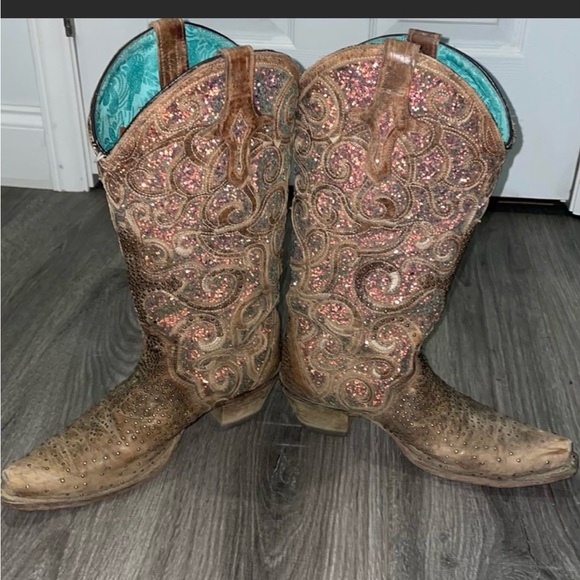 Corral boots - Picture 4 of 4